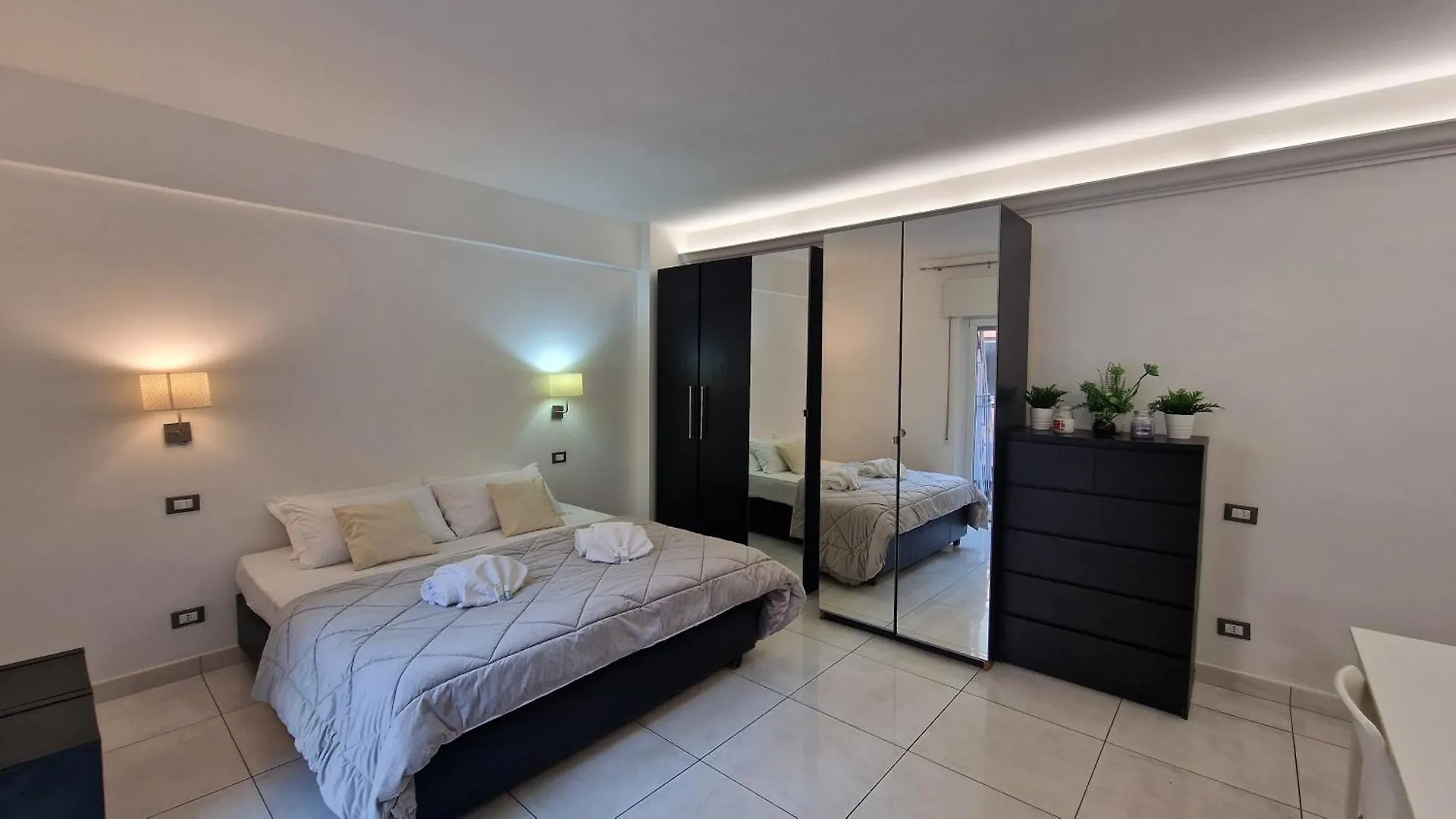 Lg Colosseum Rome Apartment 0*,